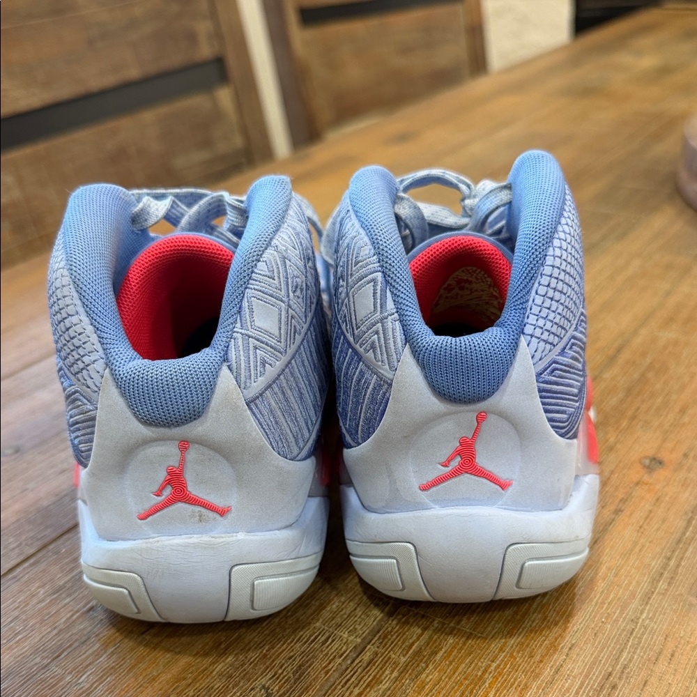 Jordan Kids Sneakers in Light Blue and Bright Pink